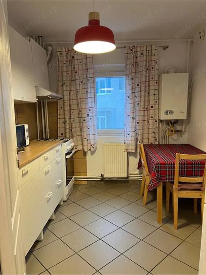 Apartament cu 2 camere semidecomandat în Sud