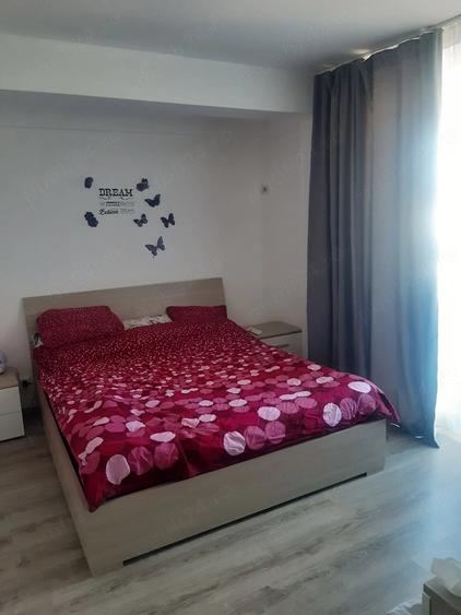Apartament cu 2 camere semidecomandat în Fundeni