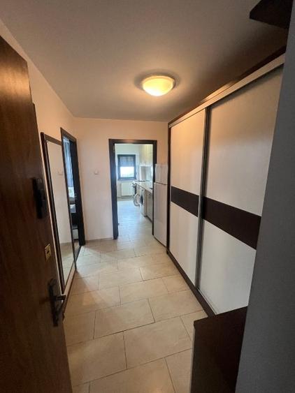 Garsonieră decomandată, mobilată în Nerva Traian