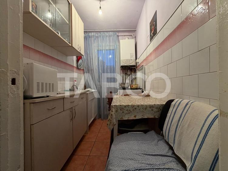 Apartament cu 3 camere semidecomandat, mobilat în Mănăștur