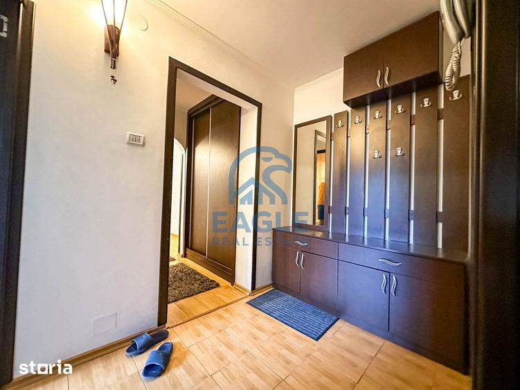Apartament cu 3 camere decomandat, mobilat în Tomis Nord
