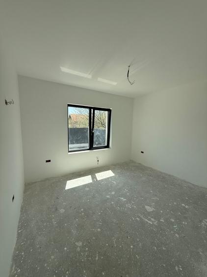 Casă individuală cu 4 camere cu Teren 400 Mp în Cumpăna