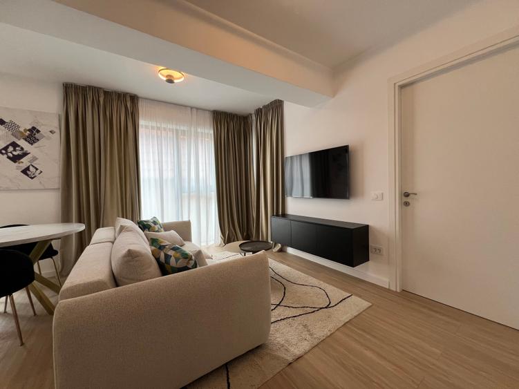 Apartament cu 2 camere semidecomandat, mobilat în Iancu Nicolae