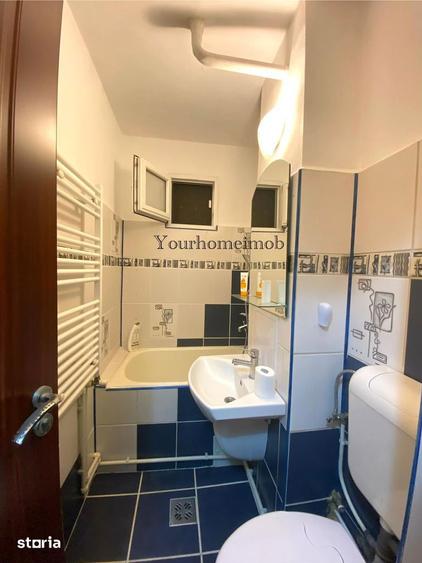 Apartament cu 2 camere semidecomandat în Craiovița Nouă