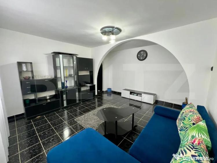 Apartament cu 2 camere semidecomandat în Central