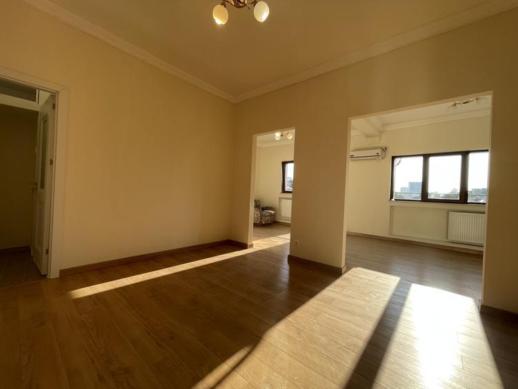 Apartament cu 2 camere semidecomandat în Armeneasca