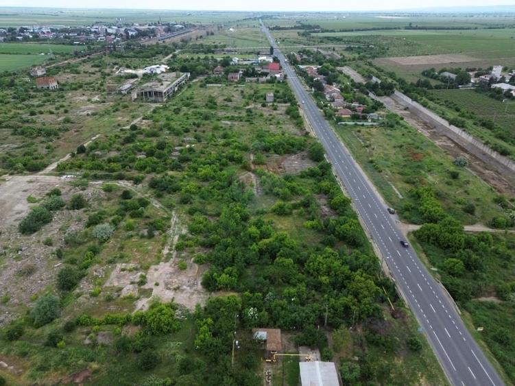 Teren Construcții intravilan de 10301 mp, în Exterior Nord