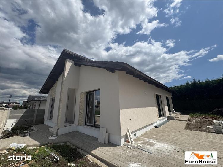 Casă cu 4 camere cu Teren 370 Mp în Central