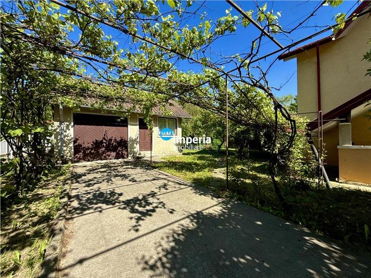 Casă cu 3 camere cu Teren 2553 Mp în Luncani