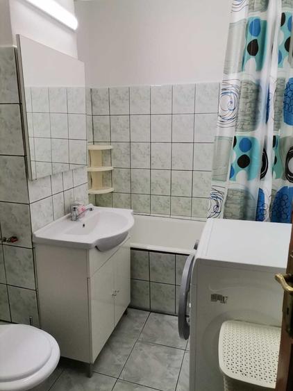 Apartament cu 2 camere decomandat în Soarelui