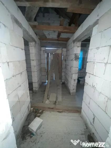Casă cu 4 camere cu Teren 500 Mp în Central