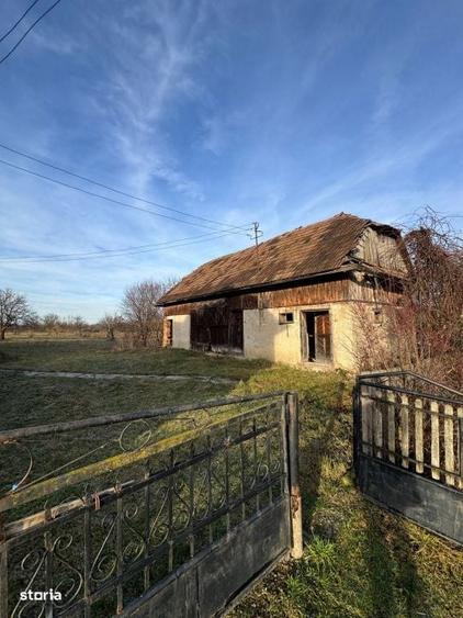 Casă cu 3 camere în Satu Nou de Jos