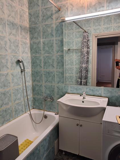 Apartament cu 3 camere decomandat în Bucureștii Noi