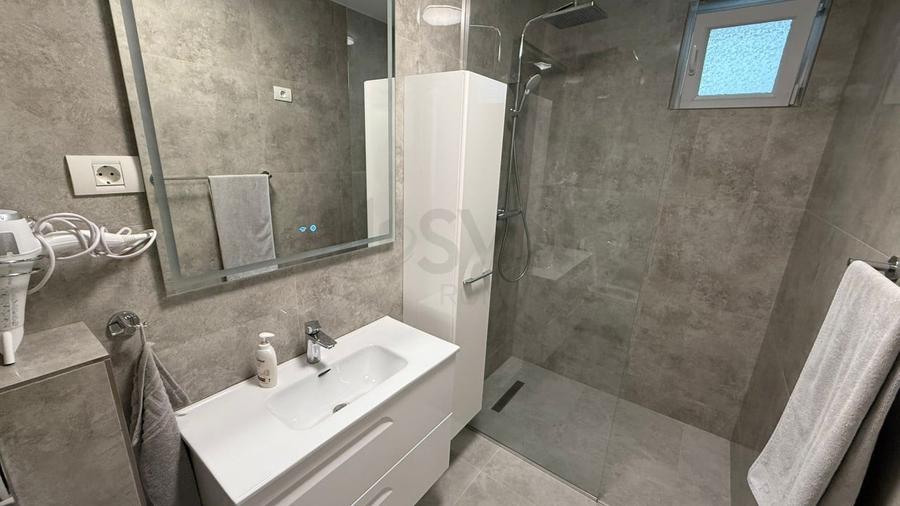 Apartament cu 2 camere semidecomandat, mobilat în Ferdinand