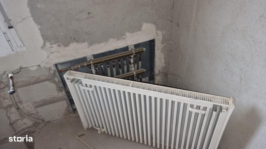 Casă cu 4 camere în Albești