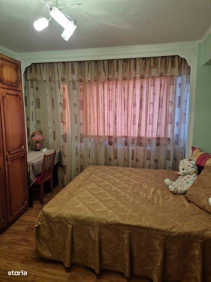 Inchiriez apartament 2 camere - 1