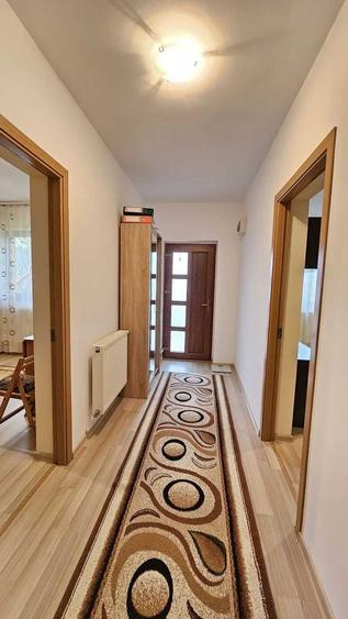 Casă cu 4 camere în Moara Grecilor