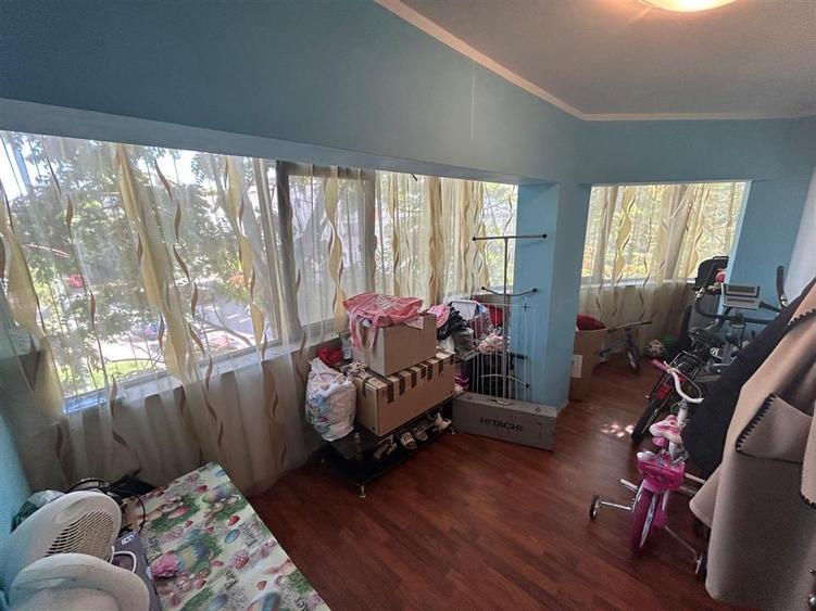 Apartament cu 4 camere decomandat în Brăilei