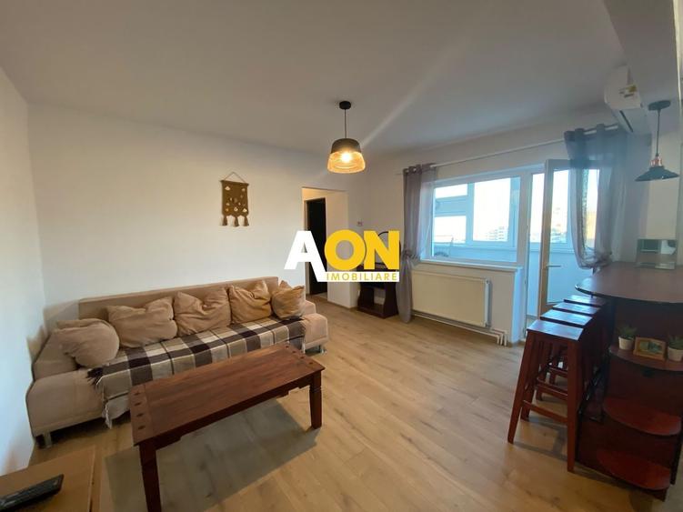 Apartament cu 3 camere decomandat, mobilat în Cetate