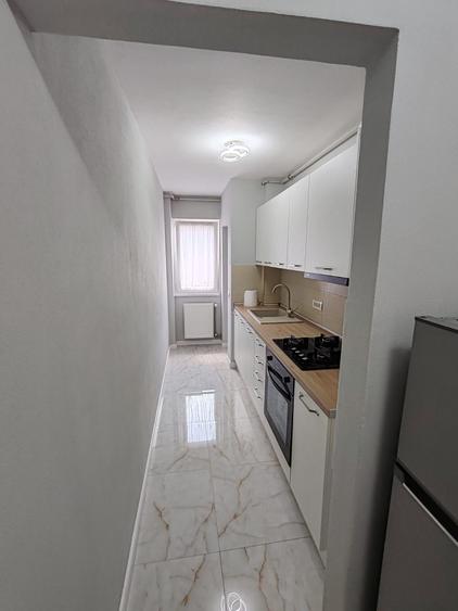 Inchiriez Apartament modern, 2 camere, zona Vlaicu-Lebada - 13