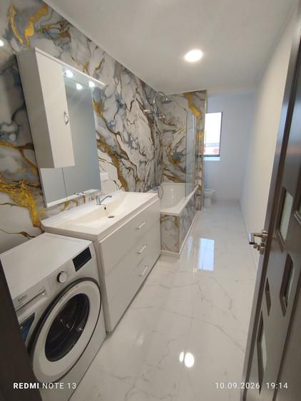 Casă cu 3 camere decomandat în Șelimbăr