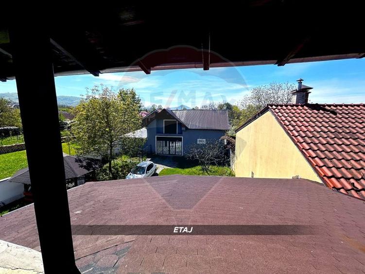 Duplex cu 3 camere cu Teren 765 Mp în Est