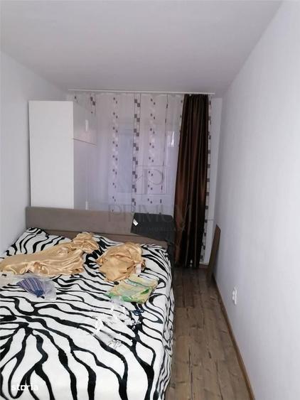 Apartament cu 3 camere semidecomandat în Șagului