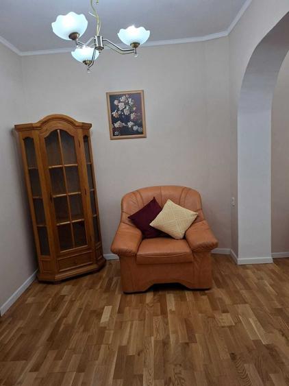 Apartament cu 2 camere de inchiriat, vis-a-vis de Universitatea Ovidius, bd. Mamaia - 8