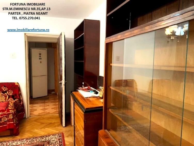Apartament cu 3 camere semidecomandat în Dărmănești