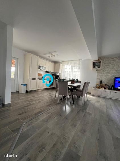 Casă cu 5 camere cu Teren 330 Mp în Central