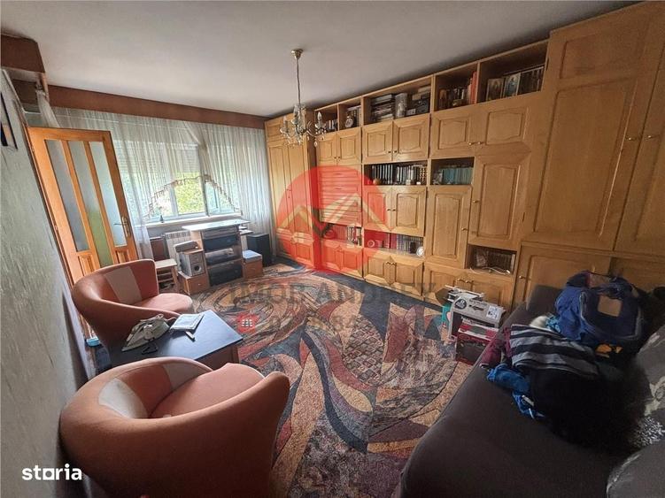 Apartament cu 2 camere decomandat în Baia