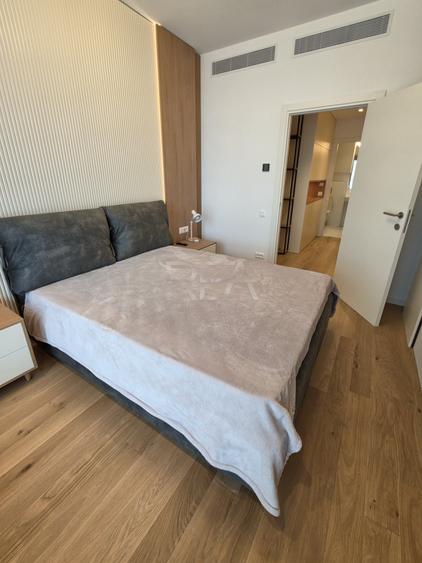 Apartament cu 2 camere semidecomandat, mobilat în Floreasca