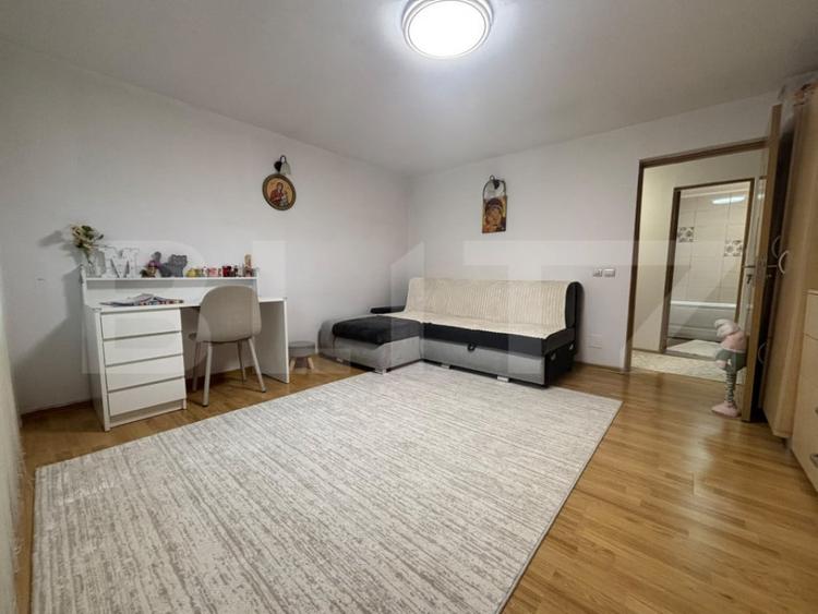 Apartament cu 2 camere semidecomandat în Micro 5