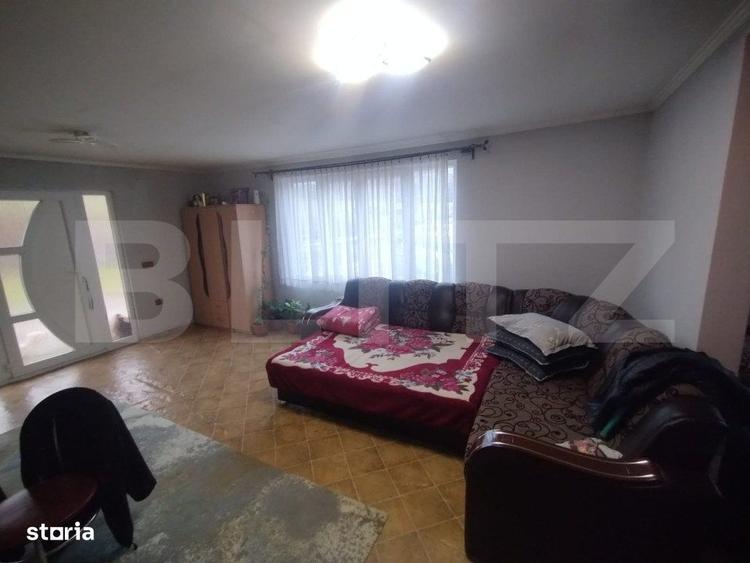 Casă cu 4 camere în Mijlocenii Bârgăului