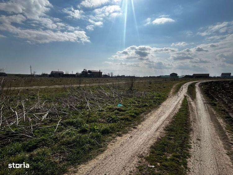 Teren de 475 mp, în Valu lui Traian