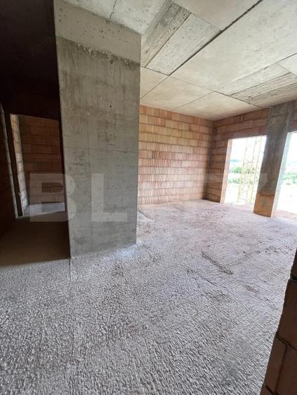 Apartament cu 3 camere decomandat în Calea Moldovei