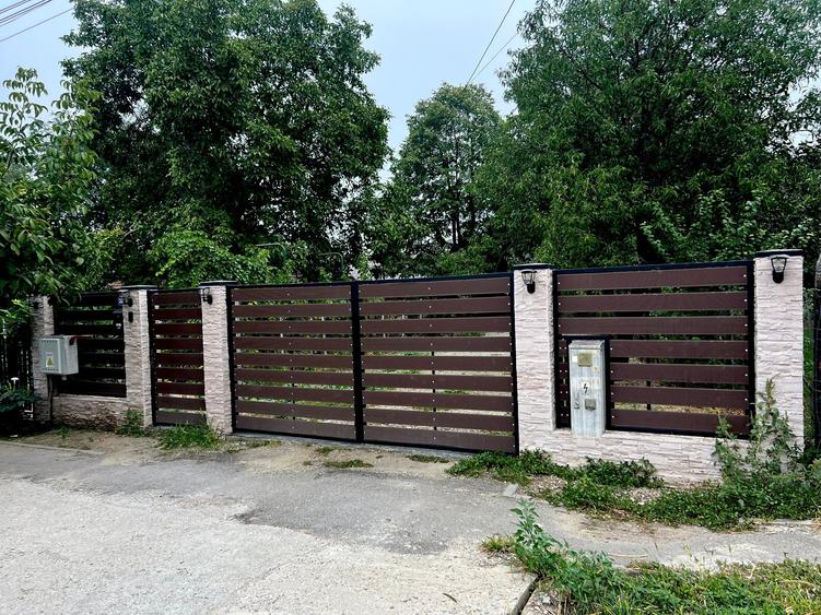 Casă cu 4 camere cu Teren 420 Mp în Valea Călugărească