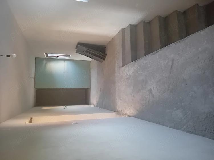 Casă cu Teren 680 Mp în Lucieni