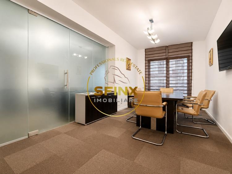 Apartament cu 4 camere semidecomandat, mobilat în Vitan Mall