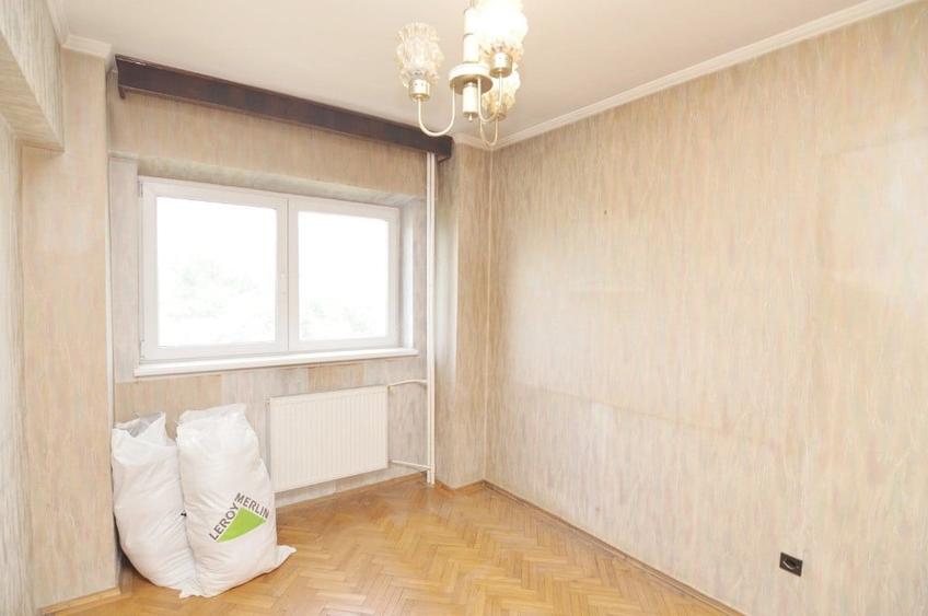 Apartament cu 4 camere decomandat în Titulescu