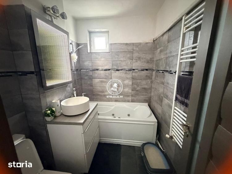 Apartament cu 3 camere decomandat în Alexandru cel Bun