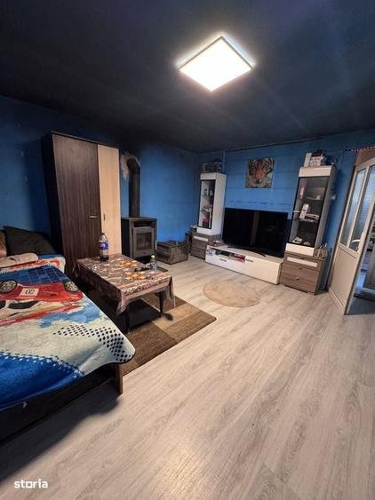 Casă cu 4 camere în Buzd
