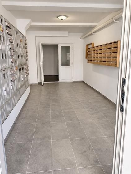 Apartament cu 2 camere semidecomandat în Sânpetru