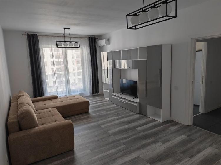 Apartament cu 2 camere decomandat în Central