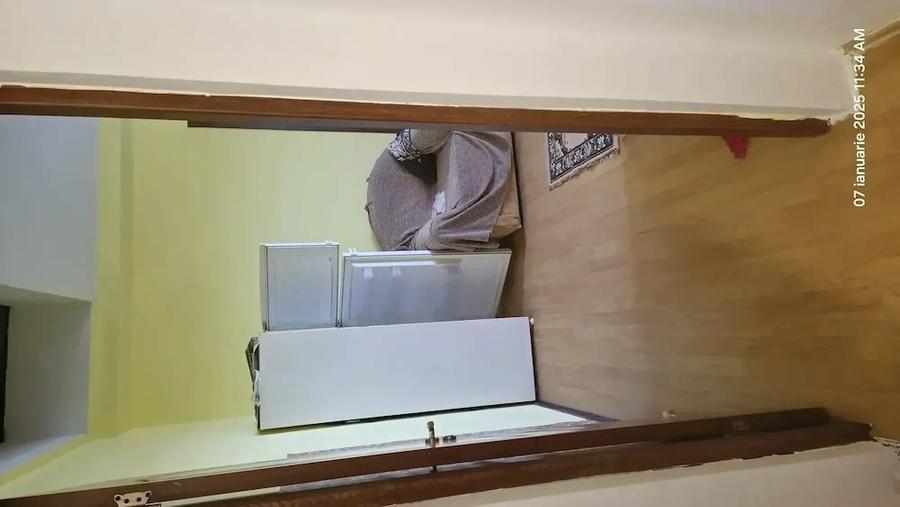Garsonieră decomandată în Central