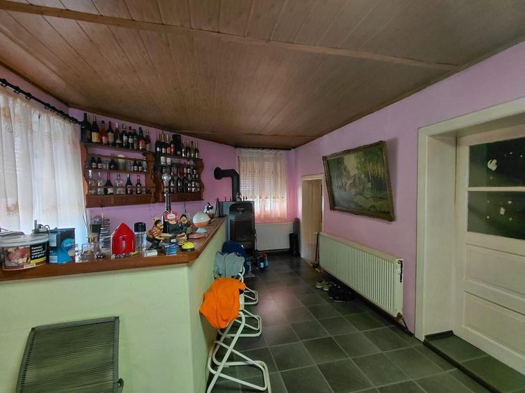 Casă individuală cu 4 camere cu Canalizare în Șura Mare