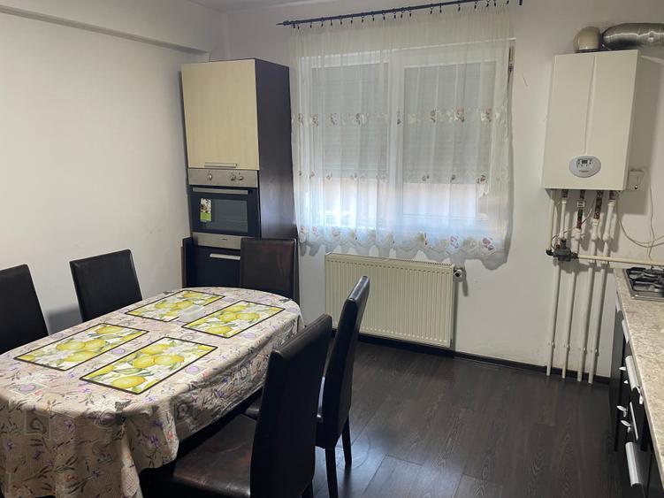 Apartament cu 2 camere decomandat în Prelungirea Ghencea