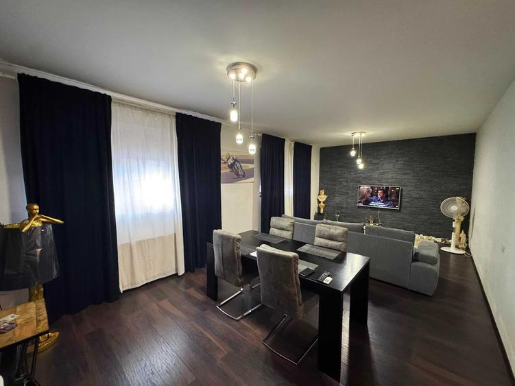 Apartament cu 2 camere semidecomandat în Central