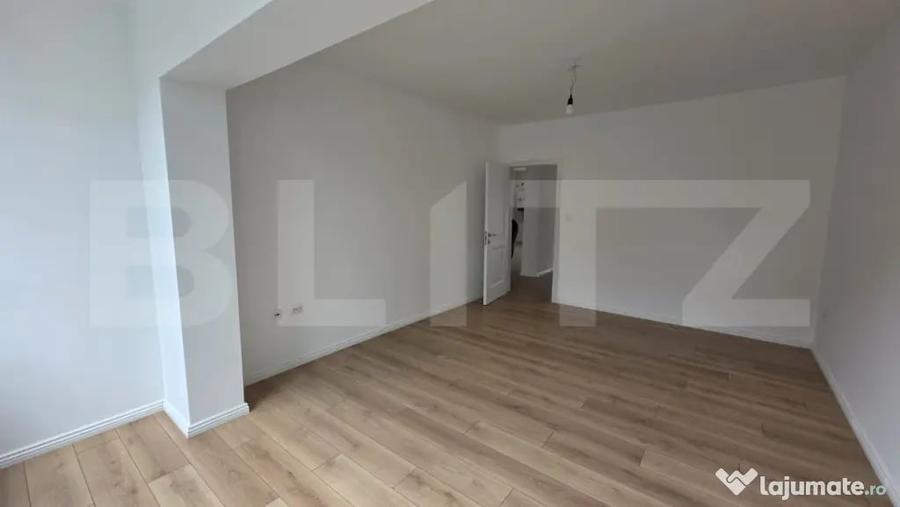 Apartament cu 3 camere semidecomandat în Unirea