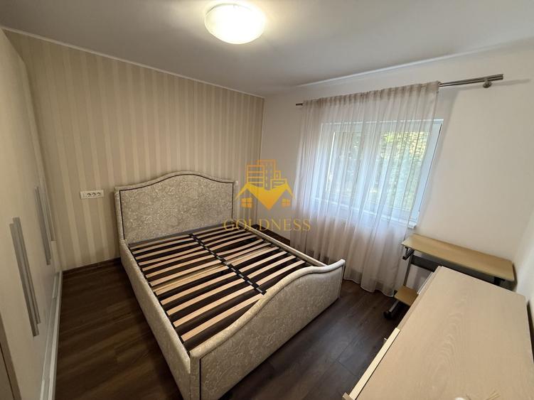 Apartament cu 3 camere decomandat, mobilat în Zorilor